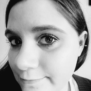 Meet your Posher, Carrie